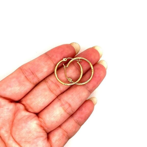 14k (3/4") Hoops Earrings  - Picture 4 of 6
